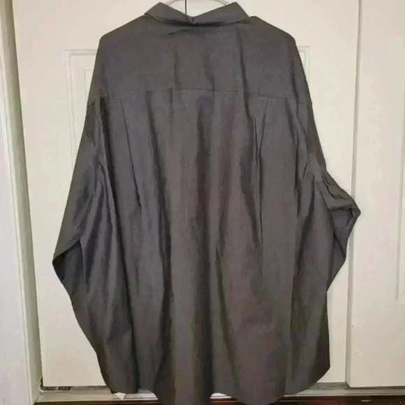 NWT Van Heusen Black Longsleeve Button Down, Size 2XL - Picture 6 of 9